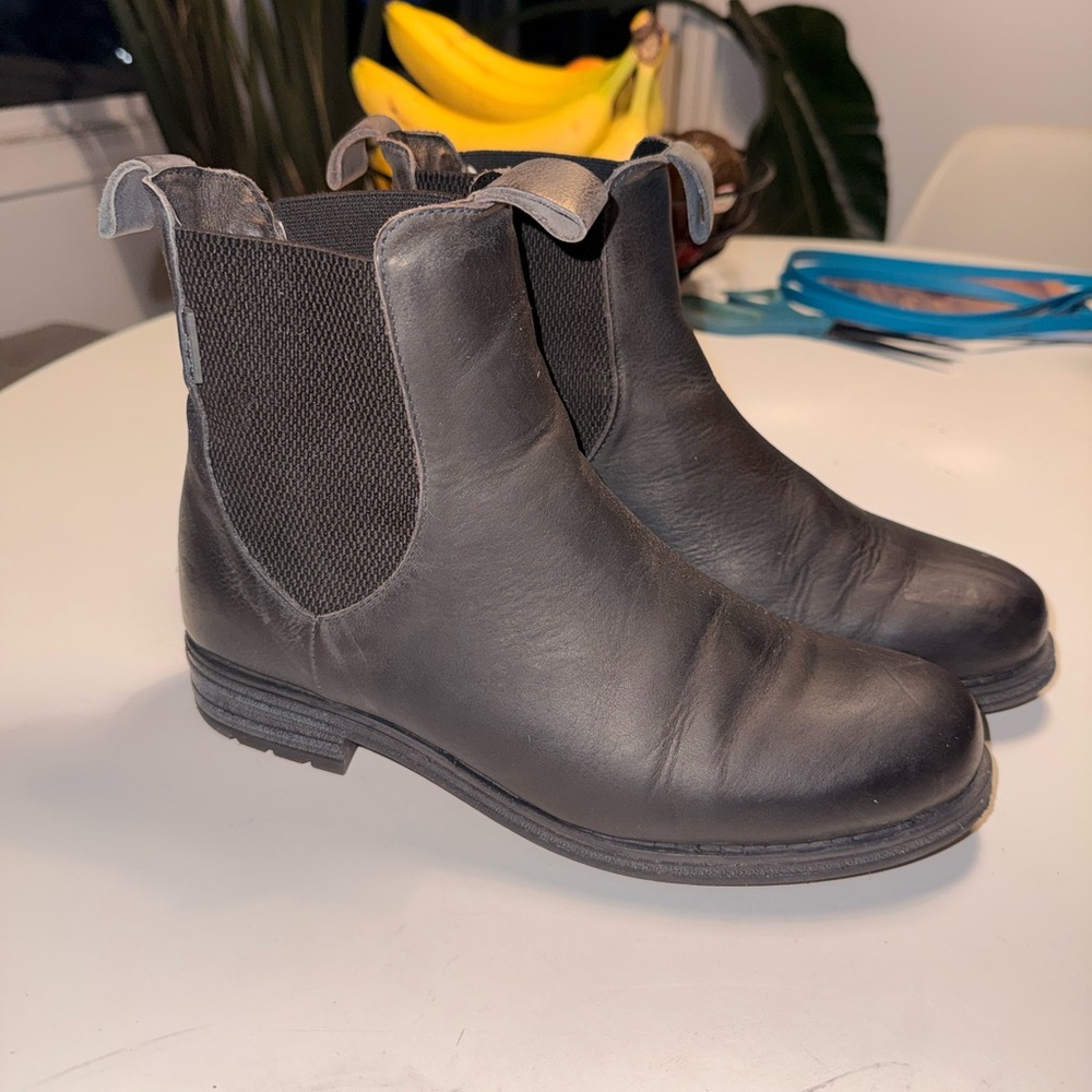 Elegant Black Ankle Booties